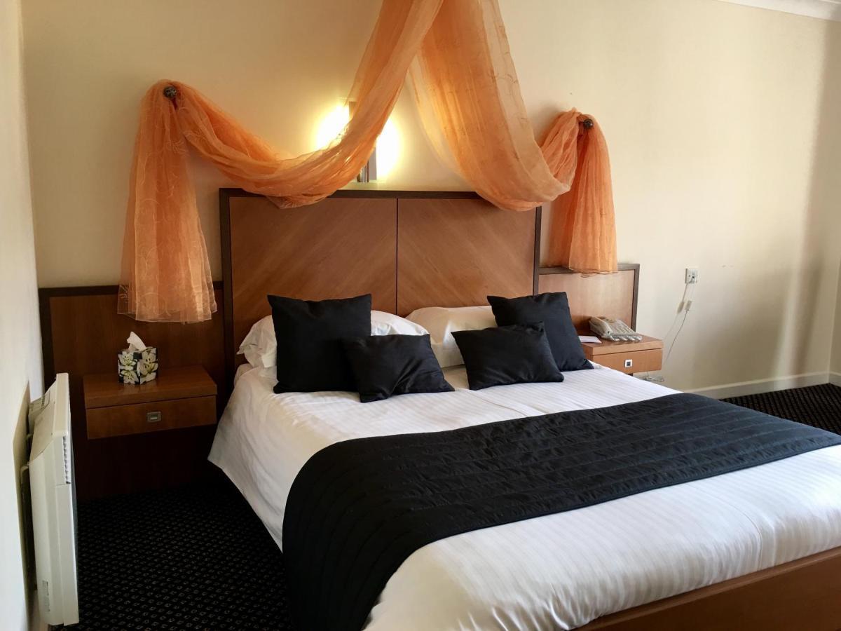 Padbrook Park Hotel Калломптон Экстерьер фото
